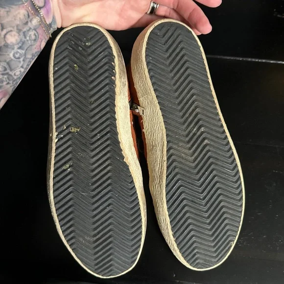 Golden goose 35 but fits like 6